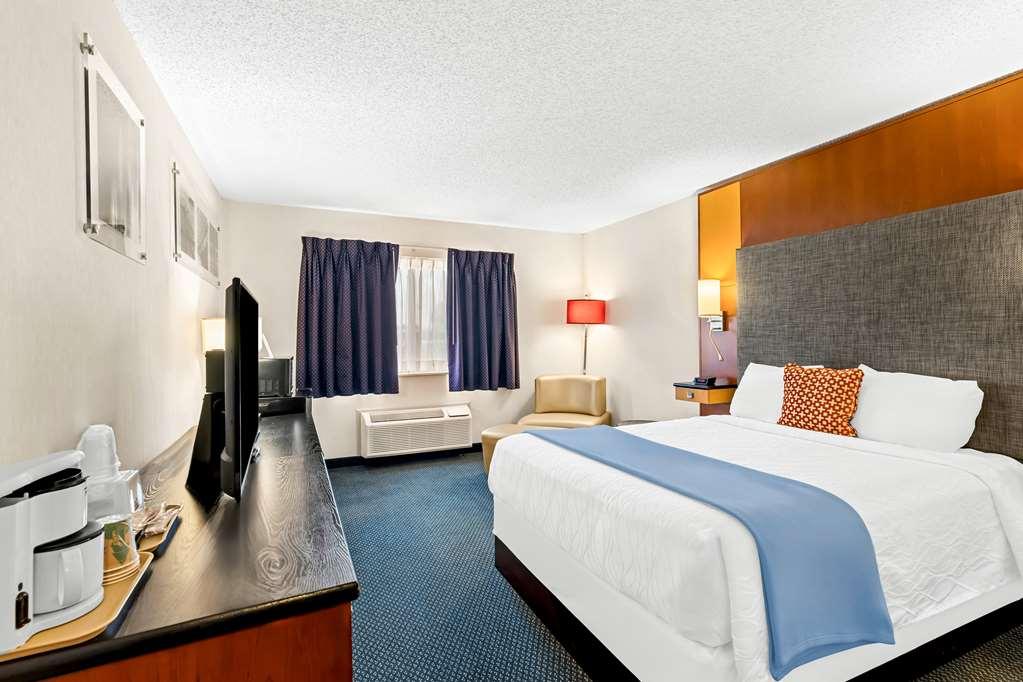 Americas Best Value Inn & Suites - Tahquamenon Country Newberry Quarto foto