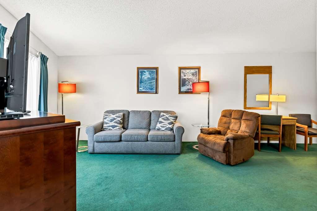 Americas Best Value Inn & Suites - Tahquamenon Country Newberry Quarto foto