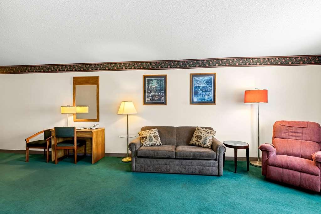 Americas Best Value Inn & Suites - Tahquamenon Country Newberry Quarto foto